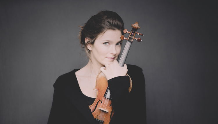 Soloist Janine Jansen